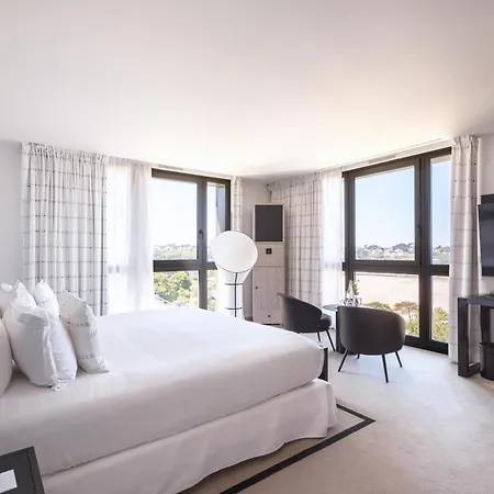 L'agapa - Codage 5* Перро-Гирк
